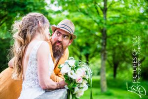 Photo de couple Vickie et Ben pour leur mariage par la photographe Laurent Bossaert - Studio Pictures of You d'Hazebrouck (Nord / Pas de Calais) - 2
