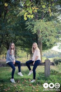 Lifestyle - Louise et Claire par Laurent Bossaert - Pictures of You - 2