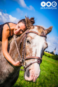 Clotilde et ses chevaux - Photos lifestyle par Laurent Bossaert - Pictures of You-21